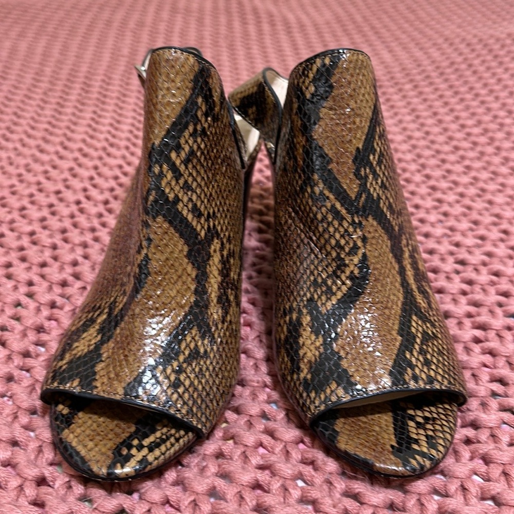 Vince Camuto Snakeskin Leather Heels